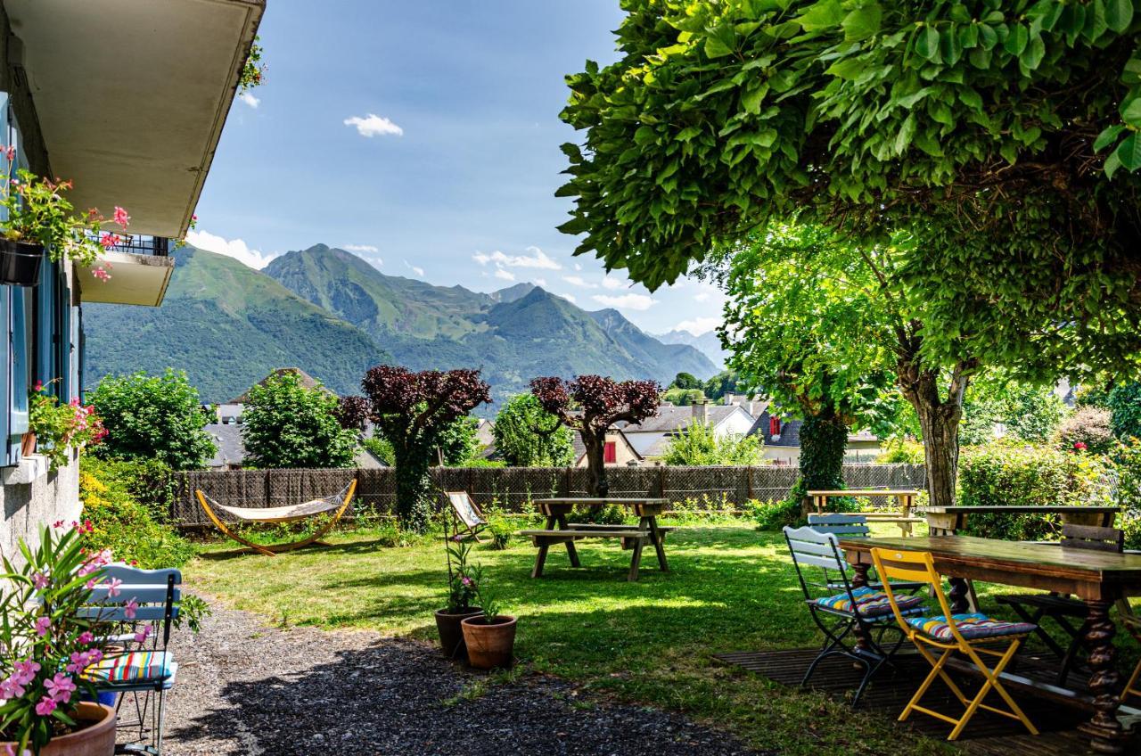 Pyrenees Cycling Lodge Saint-Savin  Exterior foto